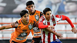 PACHUCA Y CHIVAS CIERRAN LA JORNADA CON EMPATE