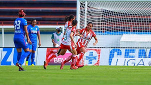 POR FIN LLEGÓ LA VICTORIA PARA LAS CENTELLAS