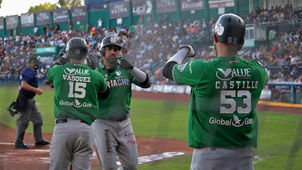 RIELEROS AL BORDE DE LA ELIMINACIÓN ANTE MARIACHIS