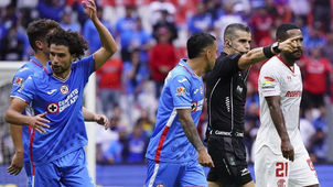 EN UNA PACHANGA ARBITRAL, TOLUCA LE HACE LA MALDAD A CRUZ AZUL