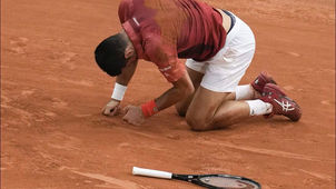 NOVAK DJOKOVIC ABANDONA ROLAND GARROS POR GRAVE LESIÓN