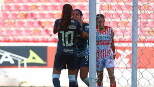 DOS DESATENCIONES LE COSTARON EL PARTIDO A CENTELLAS ANTE EL AMÉRICA