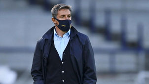 A DÍAS DE SU DEBUT, MICHEL DEJA EL CARGO EN PUMAS