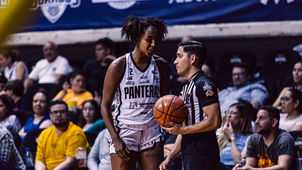 ADELITAS PEGA PRIMERO EN LA SERIE POR ELTÍTULO DE LA LNBP FEMENIL