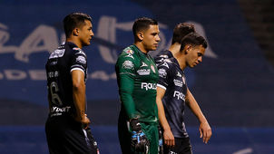 PUEBLA SE IMPONE A UN DESAPARECIDO NECAXA EN EL CUAUHTÉMC.