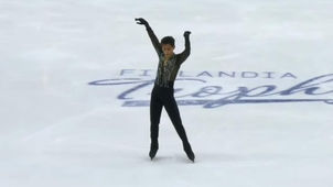 LOGRA DÓNOVAN CARRILLO SALTOS HISTÓRICOS SOBRE HIELO DE FINLANDIA