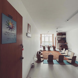 MAHASHAKTI - Yoga, Ayurveda e Arte de Marilena Kaily