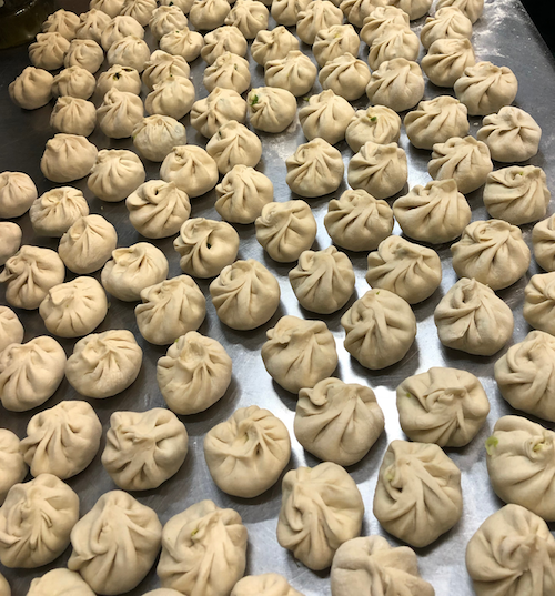 Momos: All Fingers And Thumbs