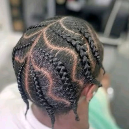 Tresses complexes et stylées, Salon de Coifure