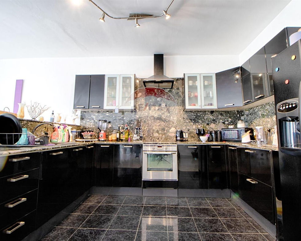 Thumbnail: MANIKATA - Maisonette