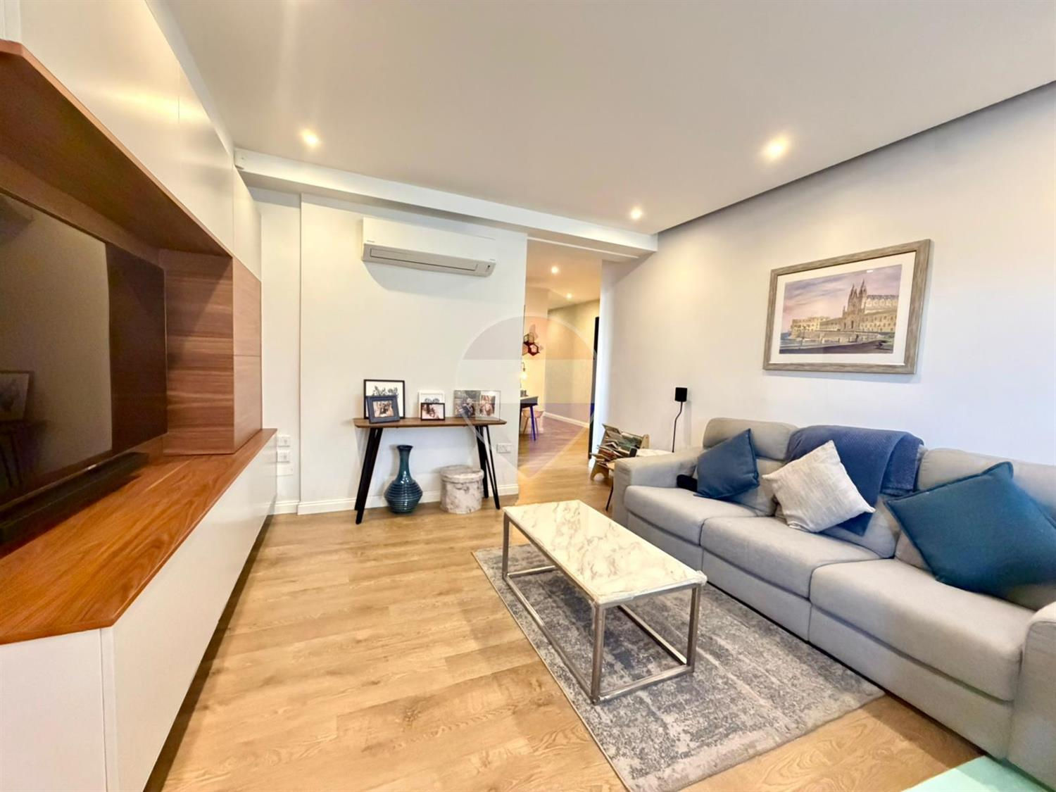 St Julians - Maisonette