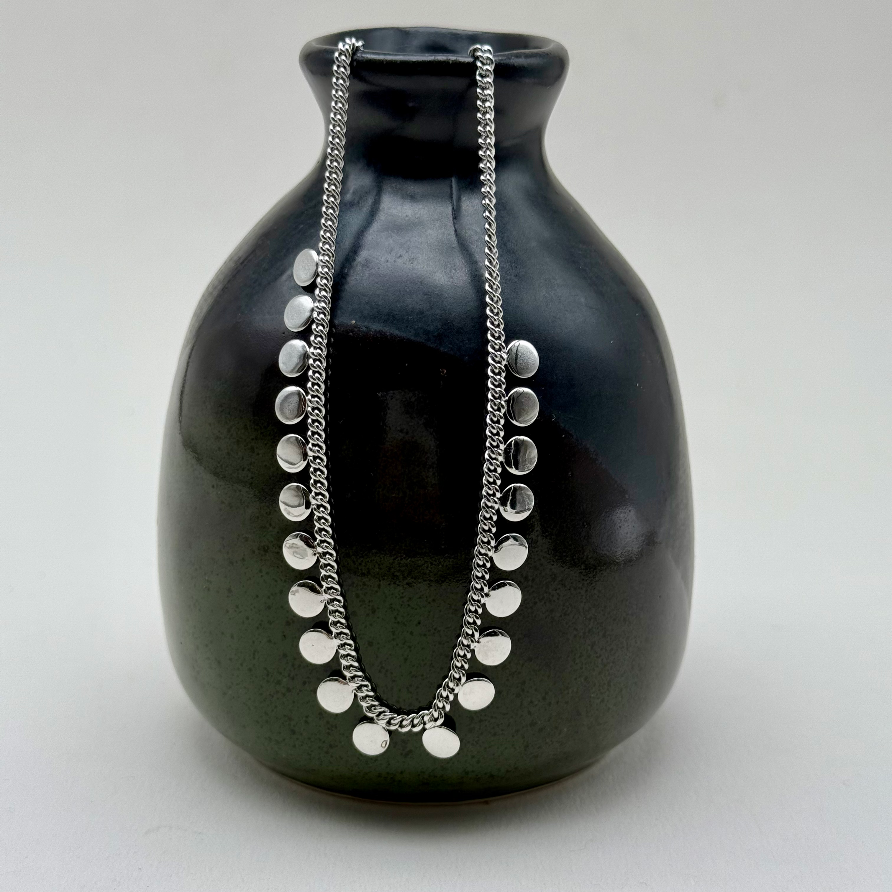 Silver disc necklace