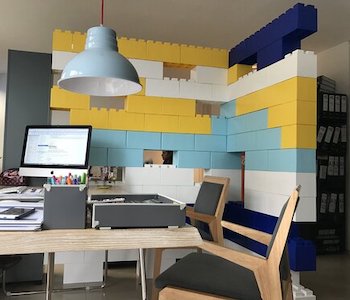 Lakásfelújítás Budapesten - lakasbanutazunk.hu - térelválasztók otthon és az irodában