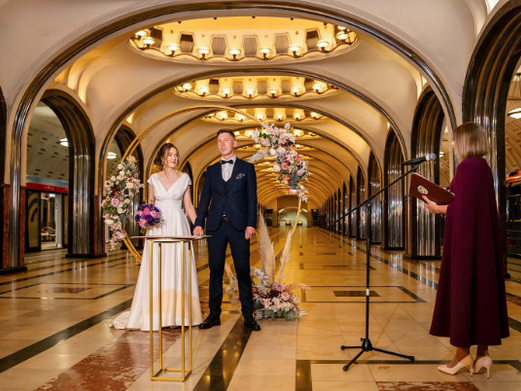 New Addresses for Happiness: Moscow Opens Its Metro and Ports to Newlyweds