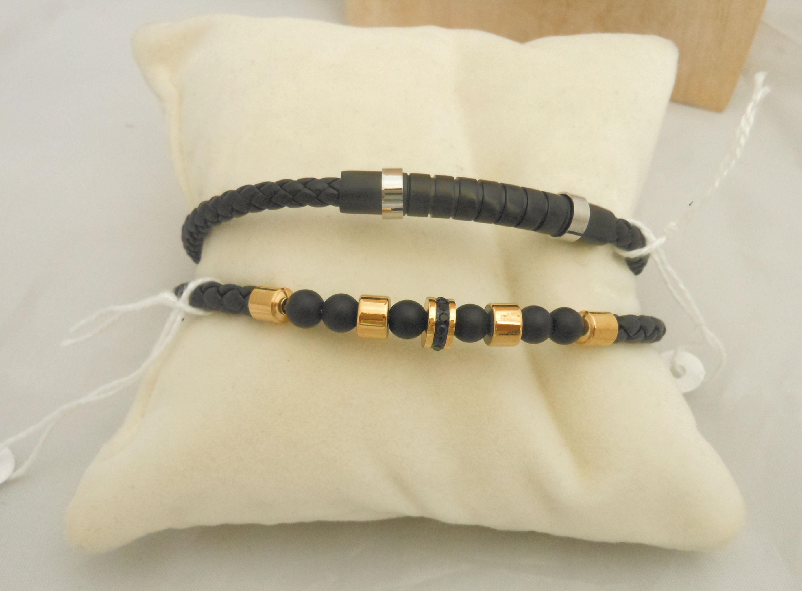 bracciali