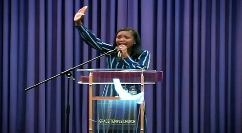 ministering pic 2.jpg