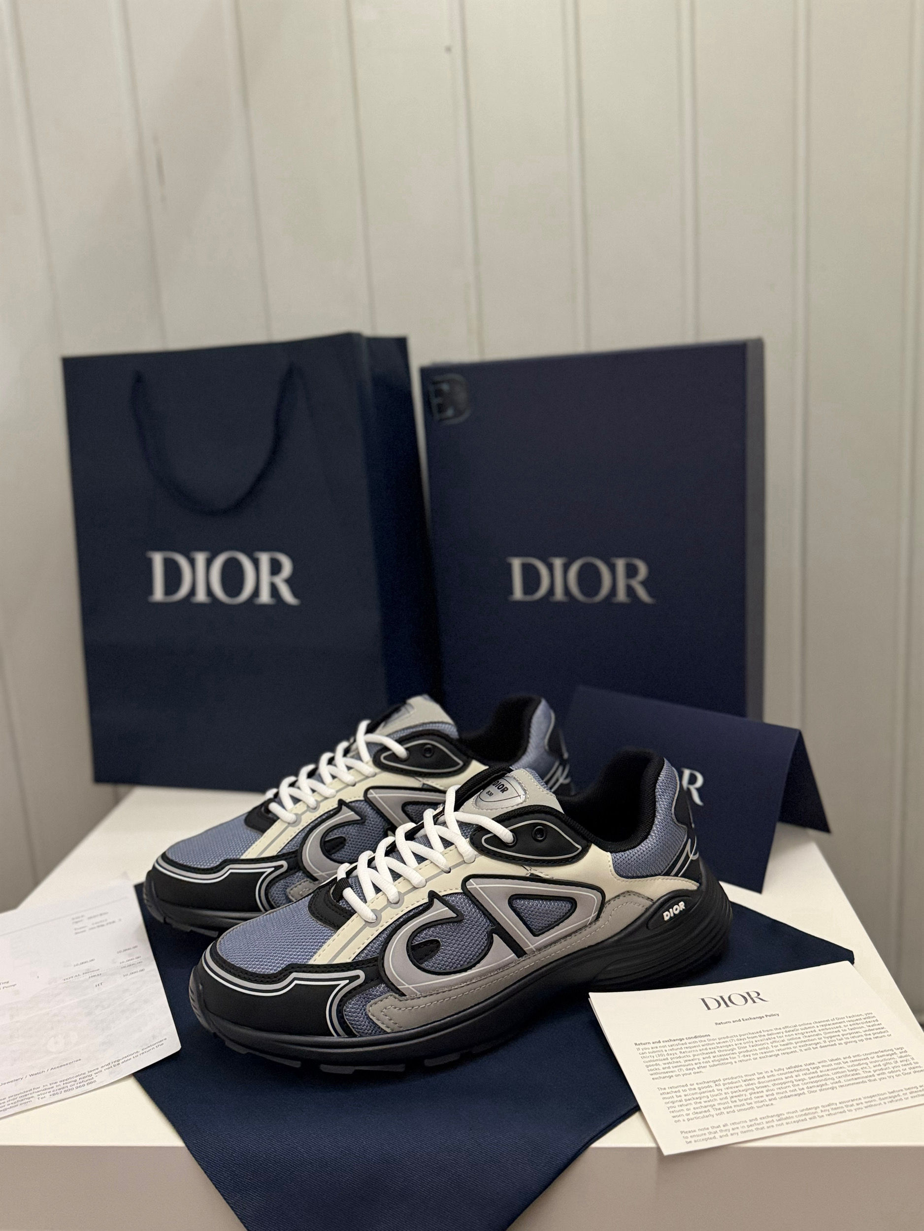 Dior B30 