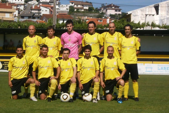 2009-2010 - em baixo esquerda edu, 2º Valente, cima direita Hélder Pinho.jpg