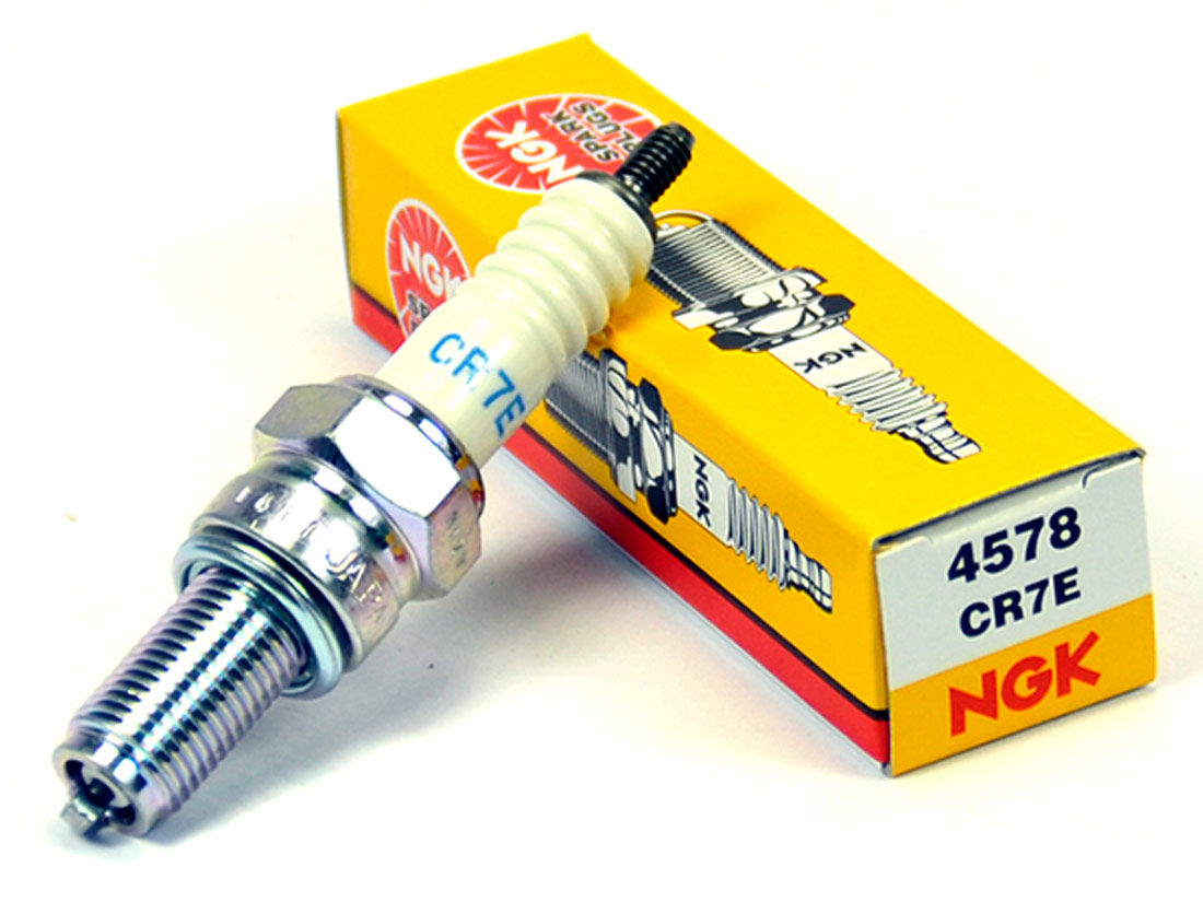 CR7E SPARK PLUG NGK