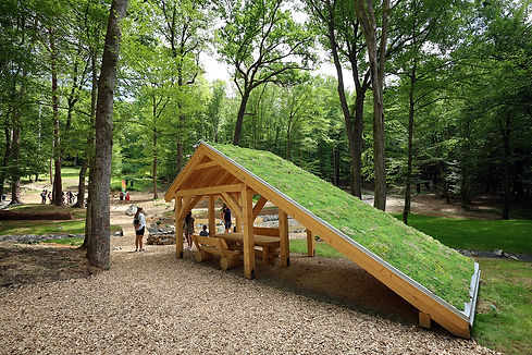 pristresok s ohniskom lesopark bojnice teambuilding.jpg