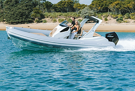 IT STINGHER 24 GT Yes Riviera yacht bateau 02.png