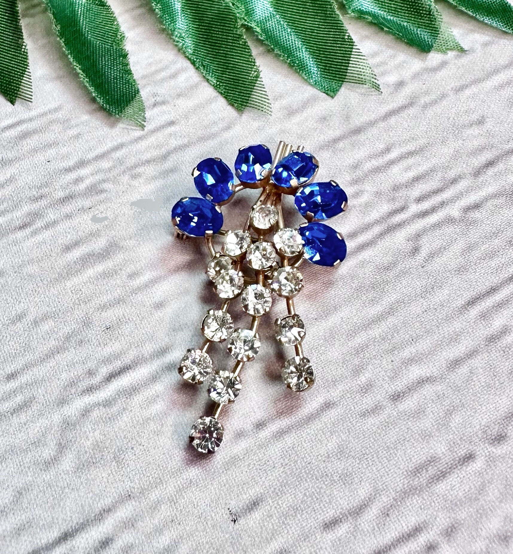 Mid Century Vintage Diamante Floral Spray Brooch