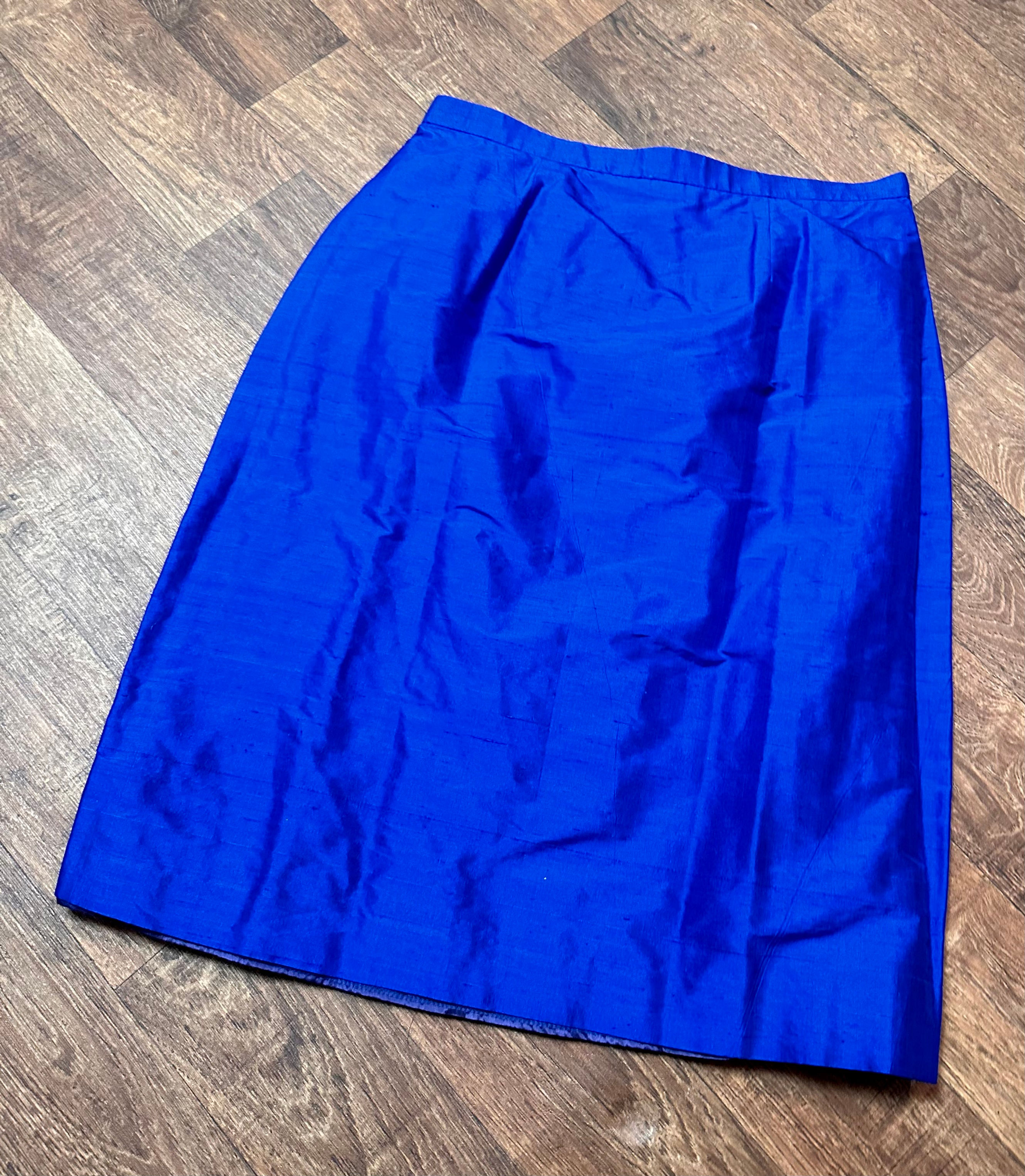 Vintage Skirt | 1980s Pencil Skirt | Vintage Clothing | Retro Style