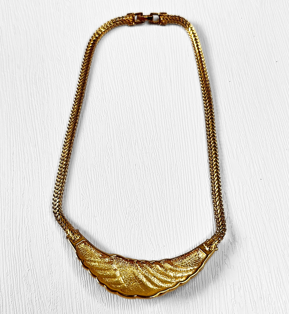 Thumbnail: 80s Jewellery | Elegant 1980s Vintage Gold Collar Necklace