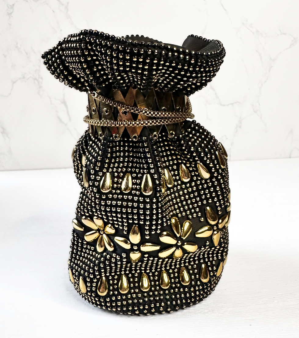 Thumbnail: 1960s Vintage Accordian Gate Cocktail Bag view 3