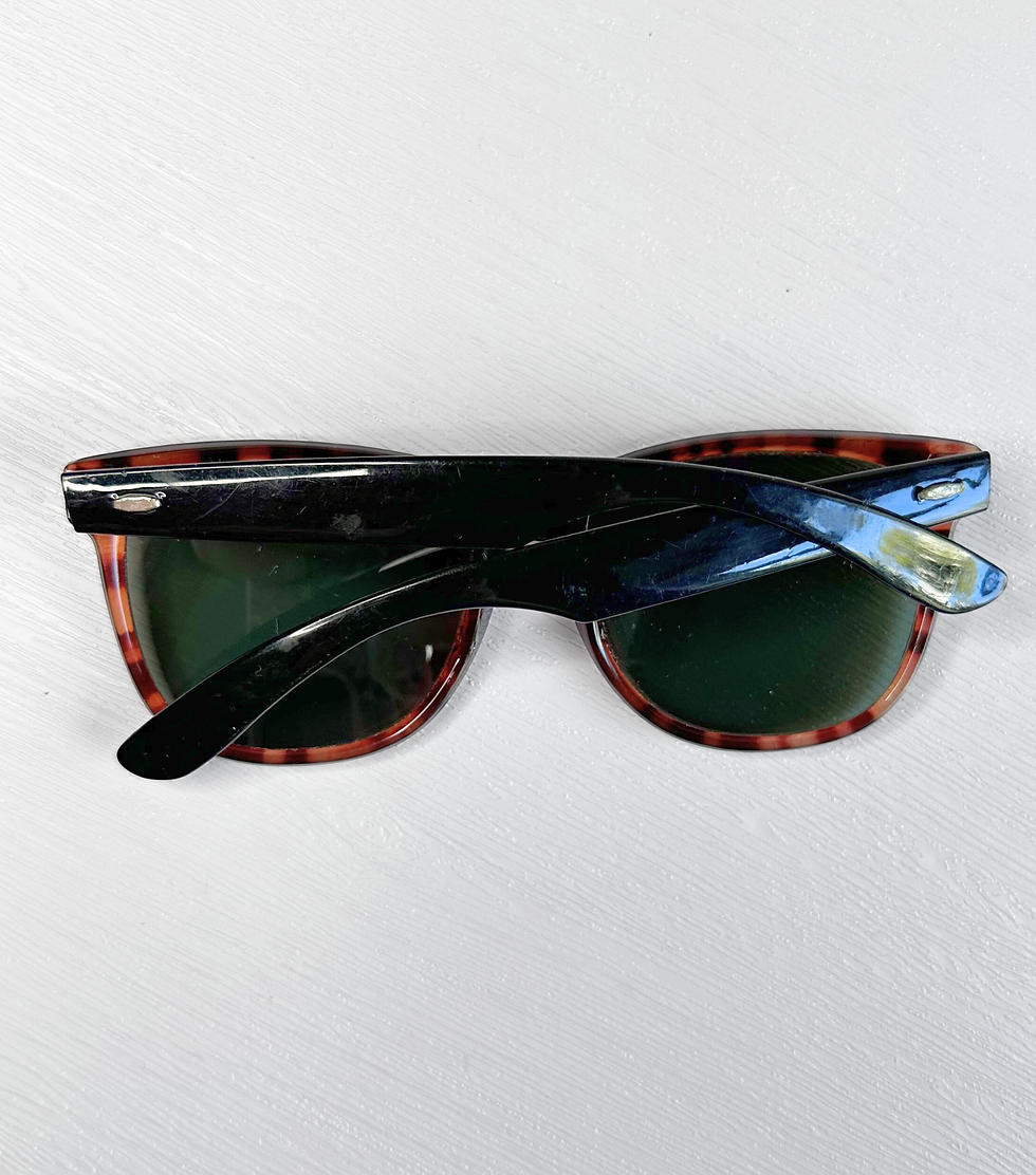Thumbnail: Vintage Tortoiseshell Wayfarer Sunglasses view 4