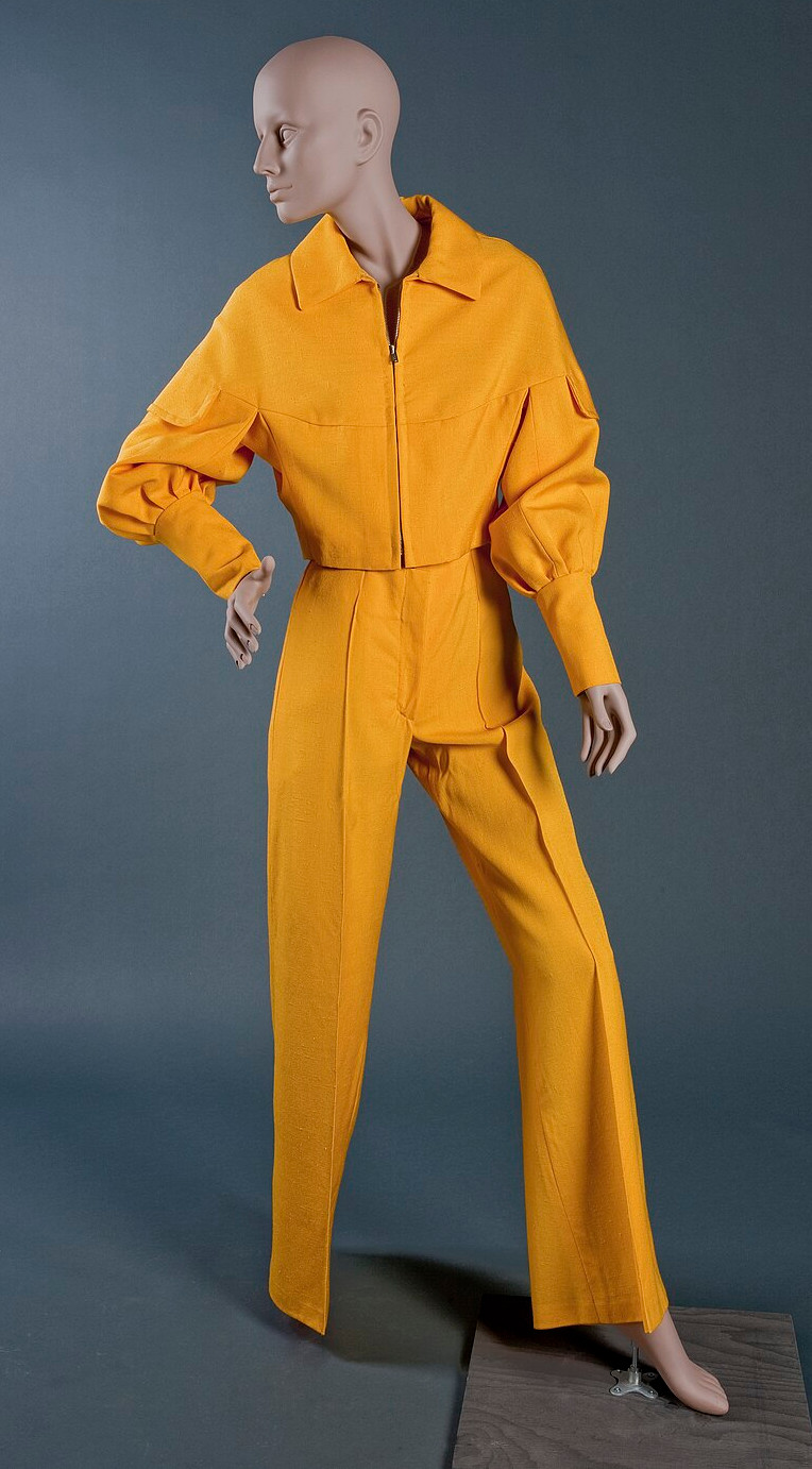 Vintage mustard yellow trouser suit with wide-leg trousers and cropped jacket