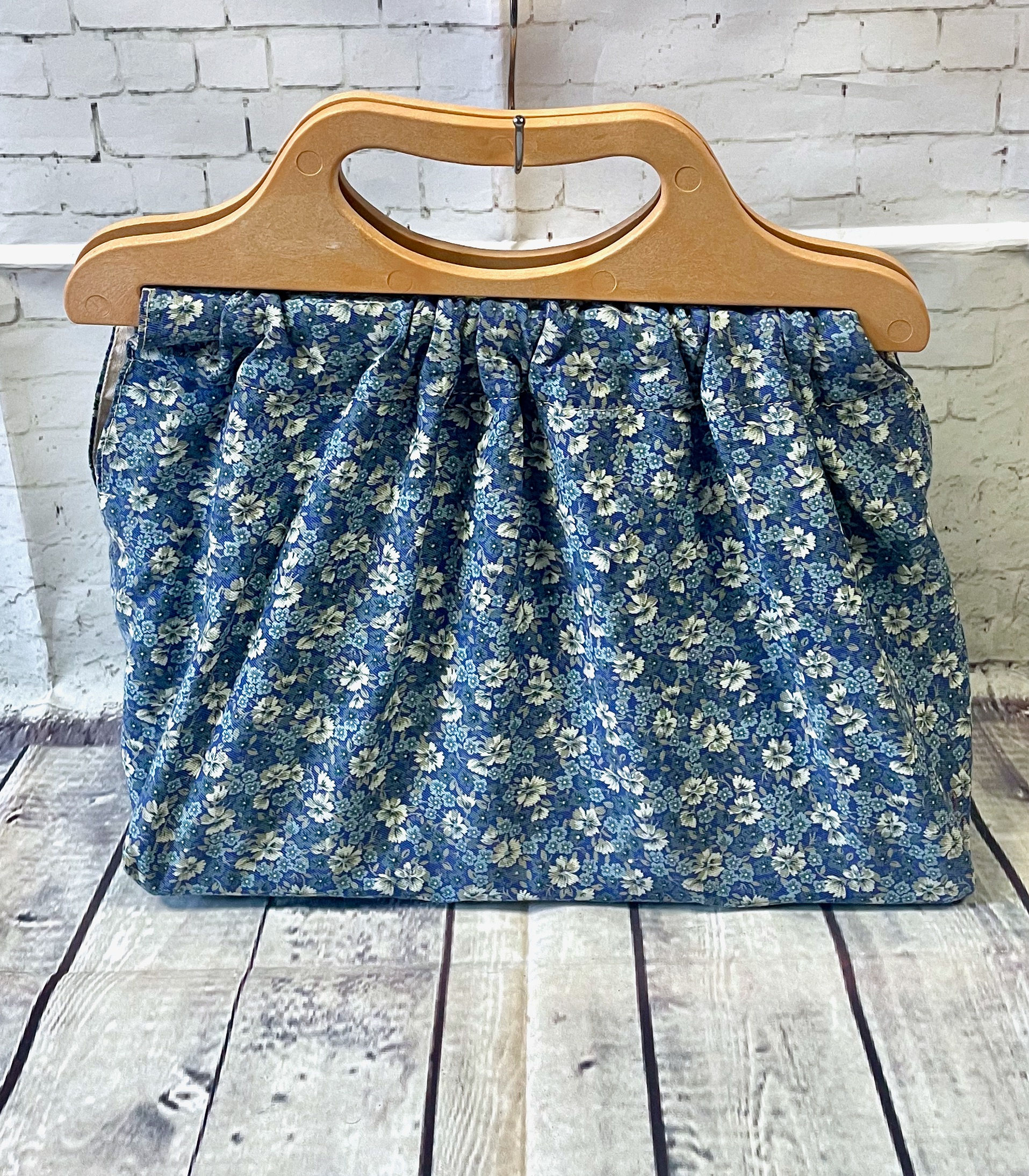 Vintage Handbag | 1970s Pouch Bag | Unique Vintage | Vintage Style