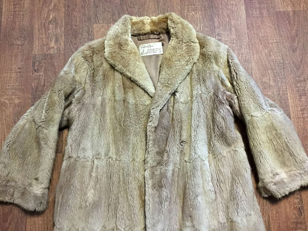 Thumbnail: Vintage 1960s Golden Beige Musquash Fur Coat UK Size 14/16