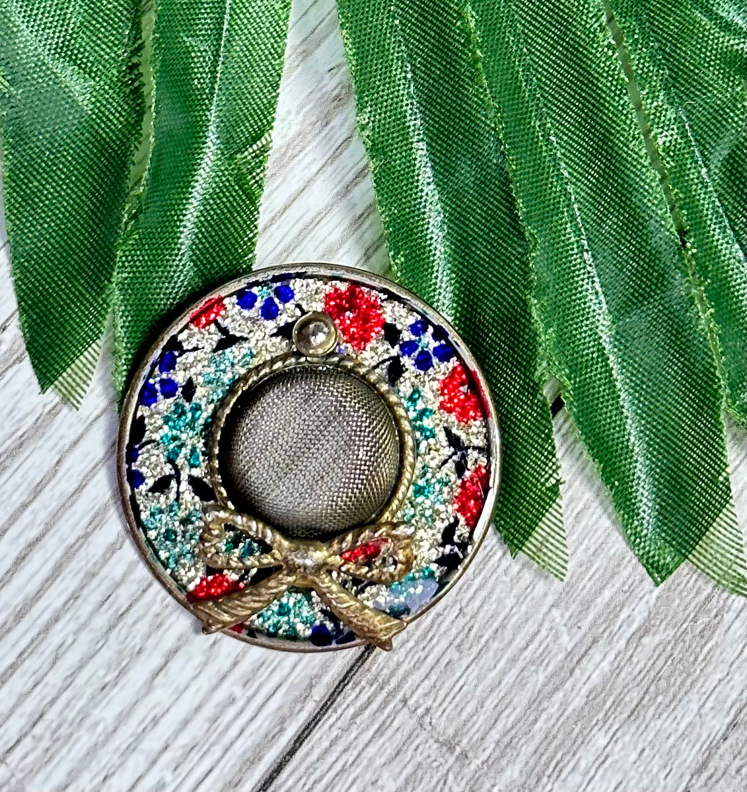 Pretty Vintage Hat Brooch