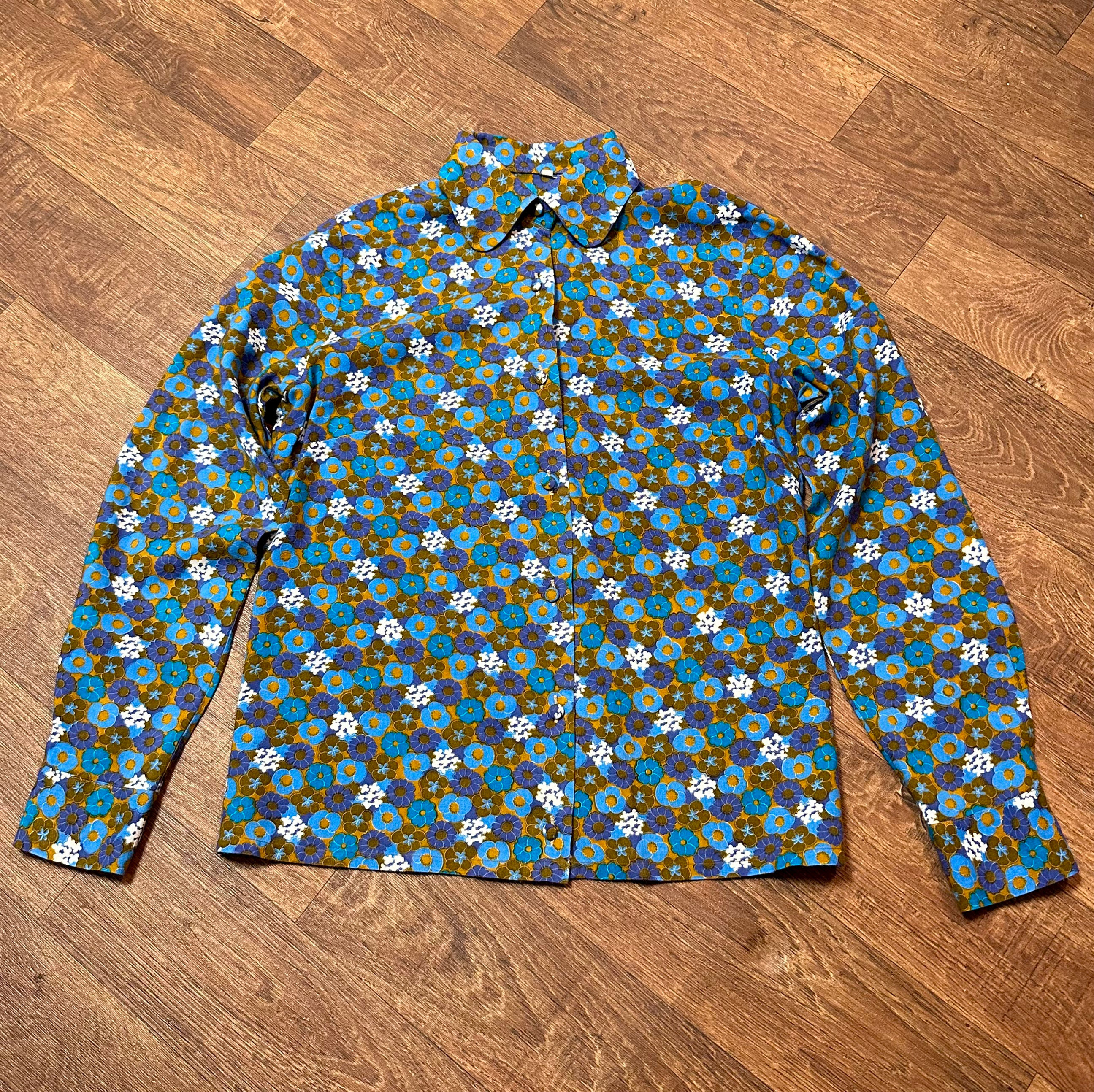 Vintage Shirt | Flower Power Shirt | Vintage Clothing | 1970s Fashion
