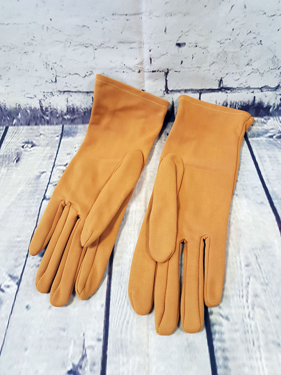 Retro Gloves | Vintage Gloves | Vintage Fashion | 1960s Style