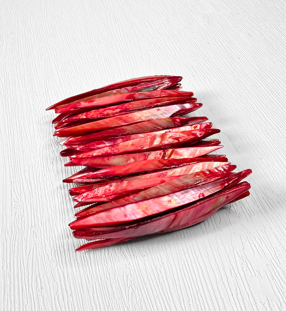 Thumbnail: Vibrant Vintage Coral Shell Bracelet