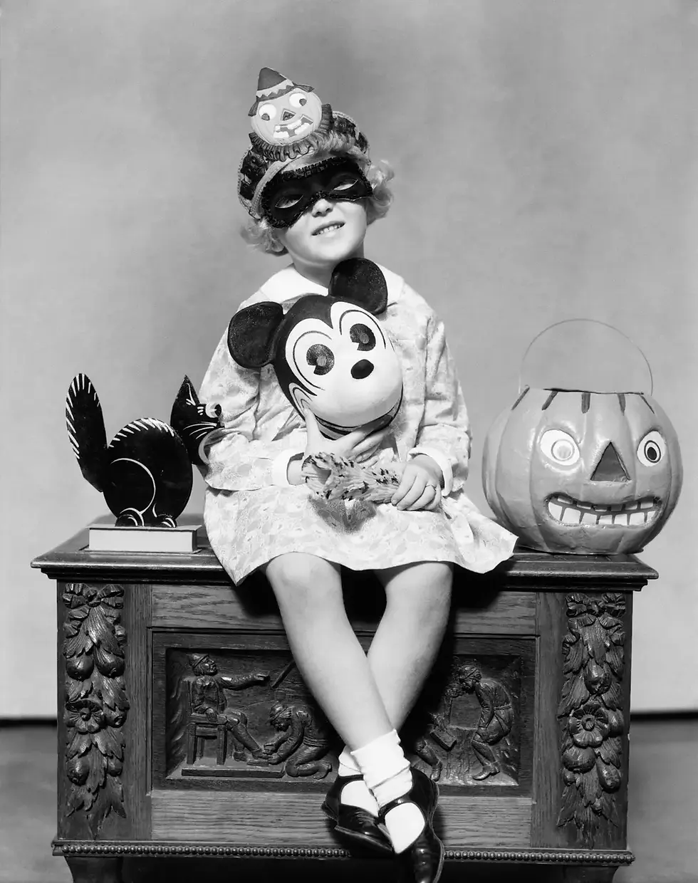 Original Halloween costumes from the 1930s