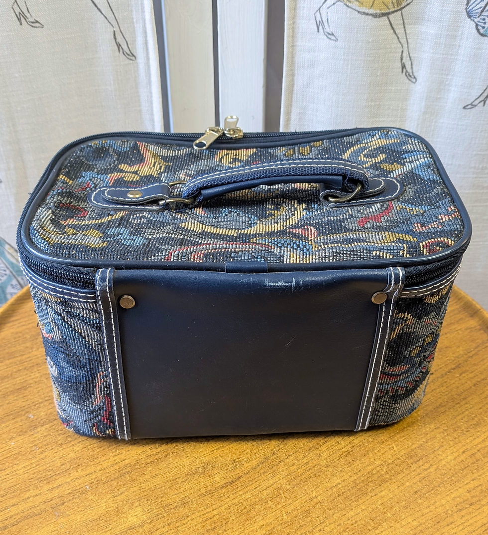 Thumbnail: Vintage Tapestry Bag | Vintage Vanity Case | Second Hand | Vintage Shop