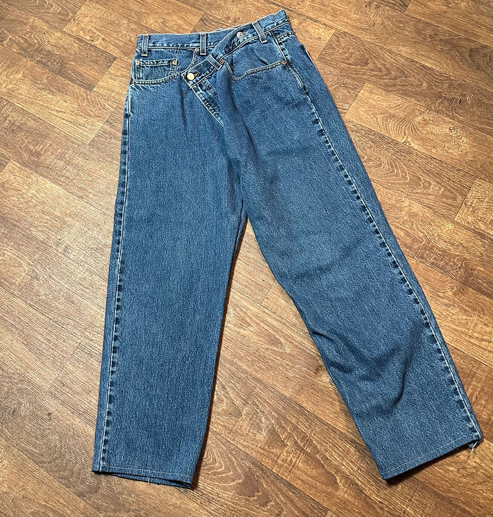 Reworked Vintage Levi 550 Jeans | Retro Jeans | Vintage Clothing | Retro Style