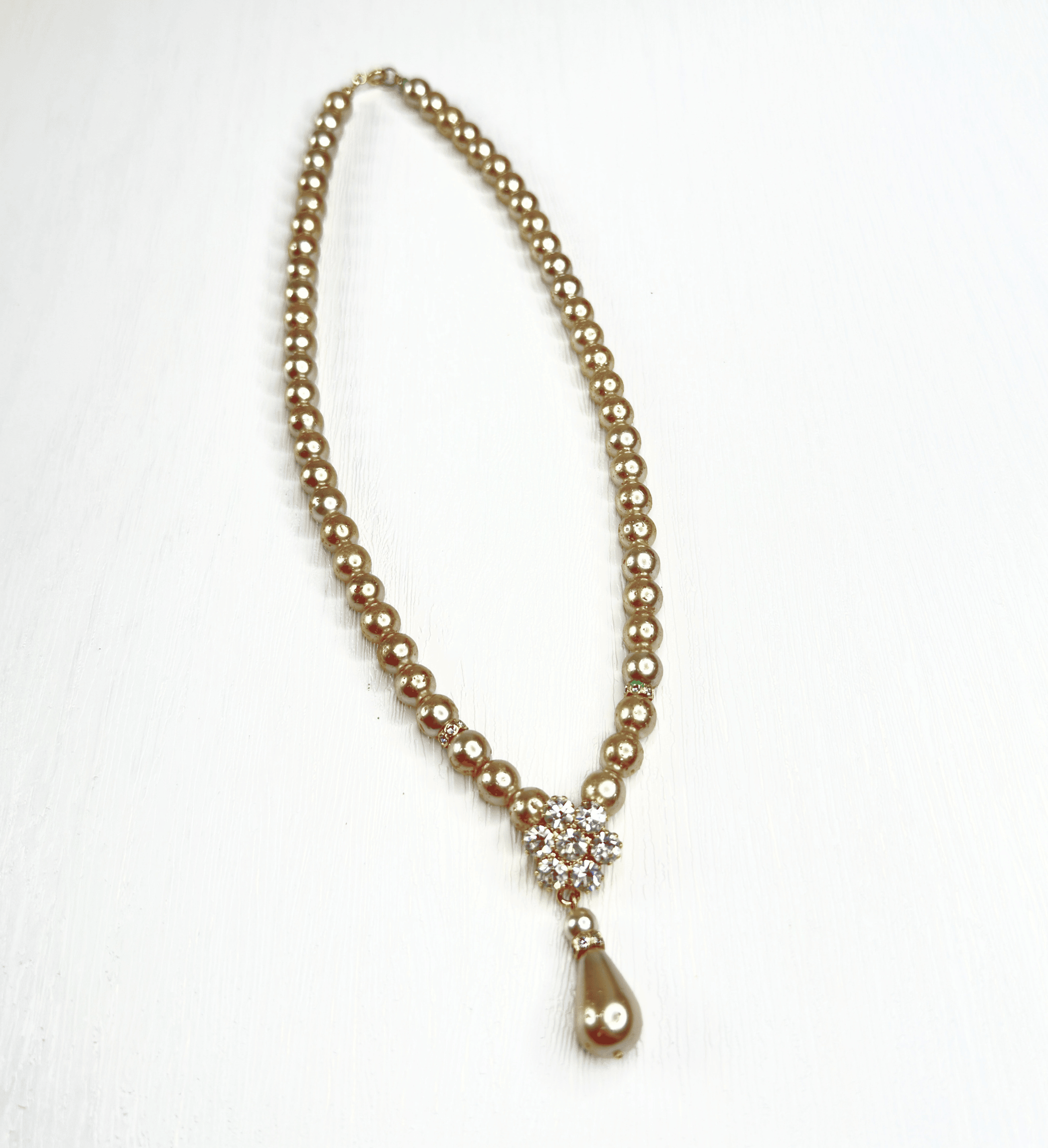1960s vintage faux pearl drop necklace diamante floral detail