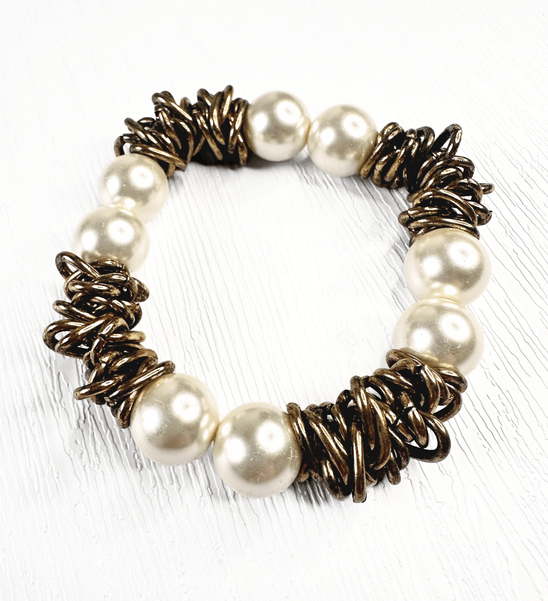 Vintage Gold-Tone & Faux Pearl Stretch Bracelet top view
