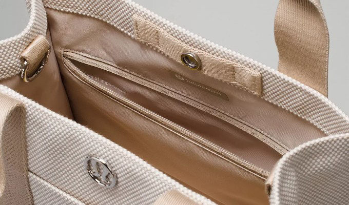 Thumbnail: Two Tone Mini Canvas Tote / LuluLemon