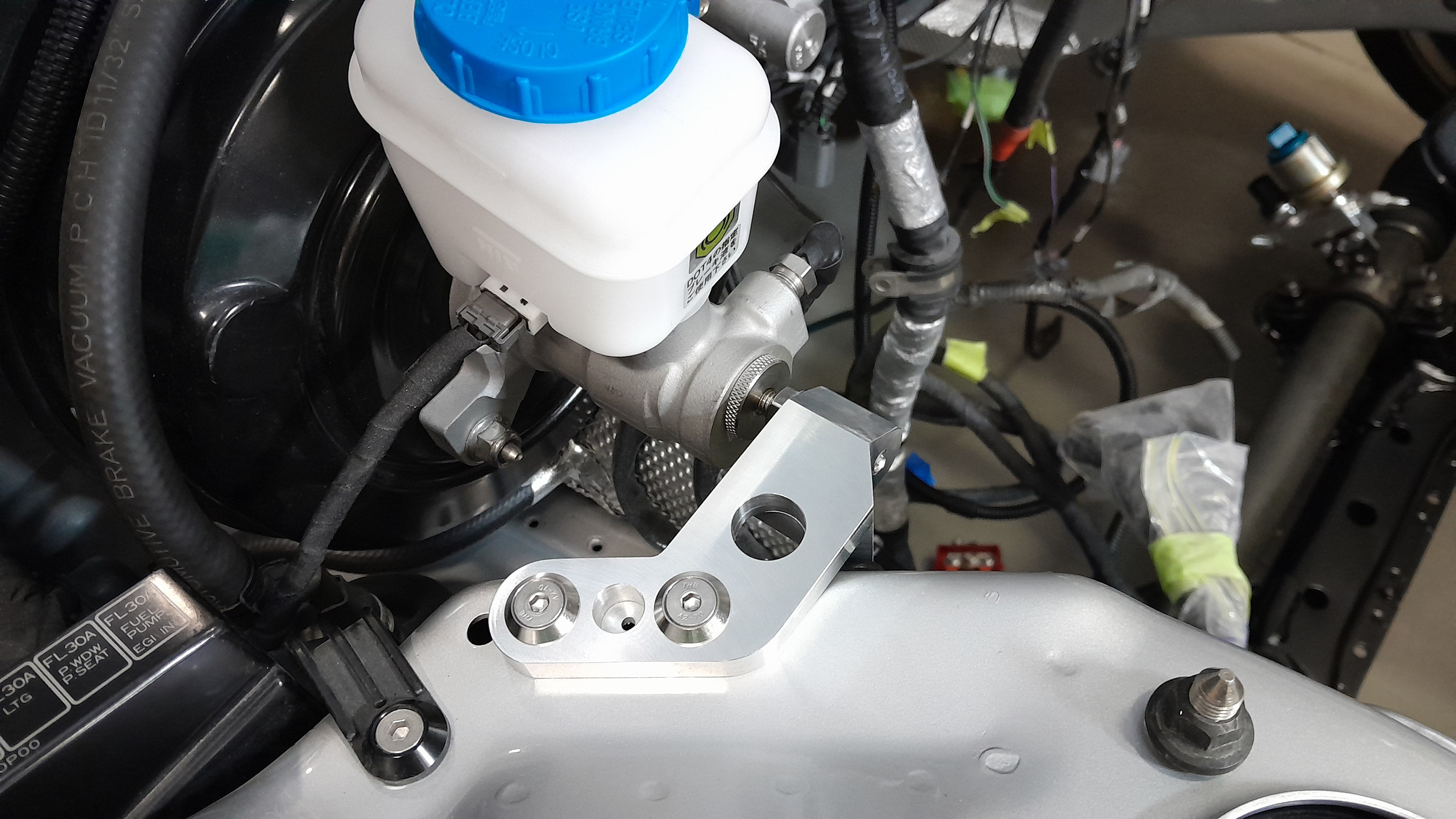 Z32 300ZX R35 Conversion Brake Stopper 2