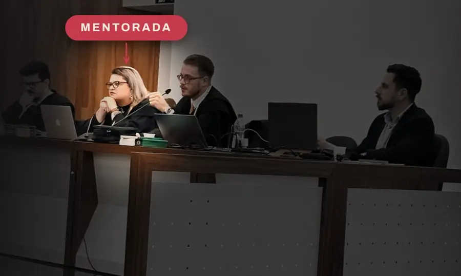 Mentorada Ana Camargo na bancada de defesa