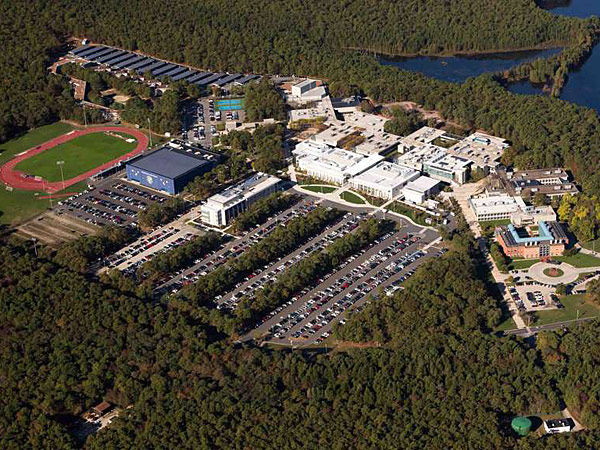 Küçük resim: STOCKTON UNIVERSITY