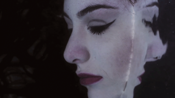 Lorde-1.gif