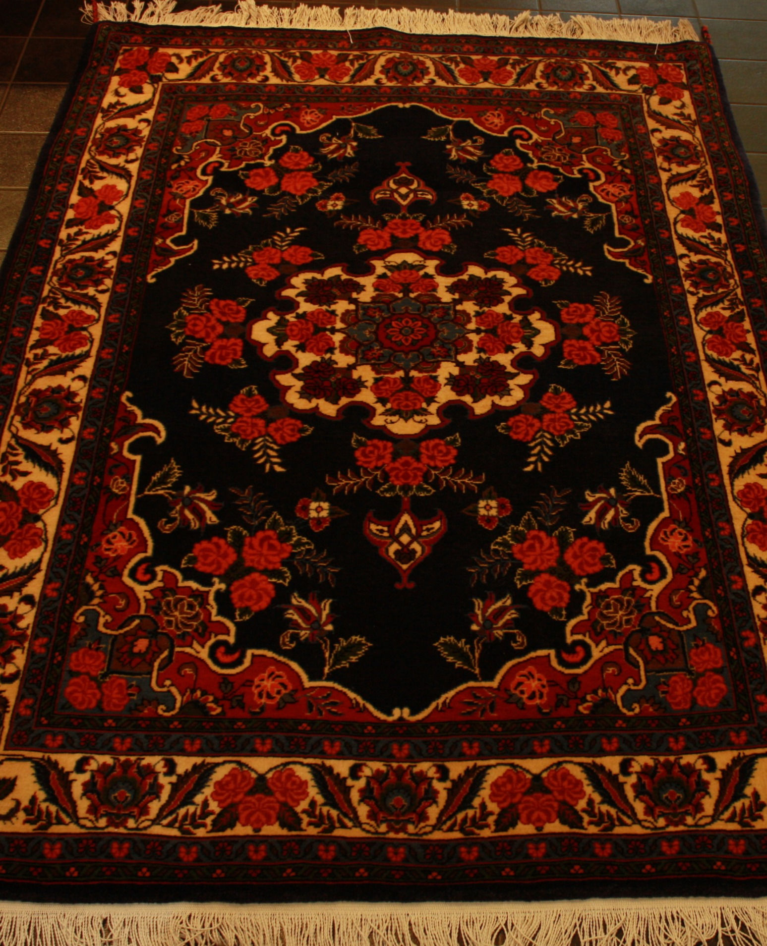 Bidjar "Rose motiv" 163x113