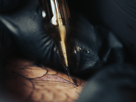 La evolución del tattoo en Ibiza: de la tradición al fine line