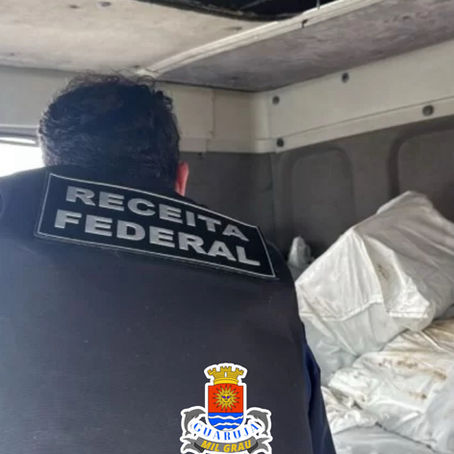 RECEITA FEDERAL INTERCEPTA MAIS DE 200 KG DE COCAÍNA
ESCONDIDOS EM CAMINHÃO NO PORTO DE SANTOS